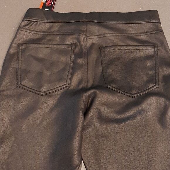 No Boundaries Black Pants NWT - Picture 6 of 9